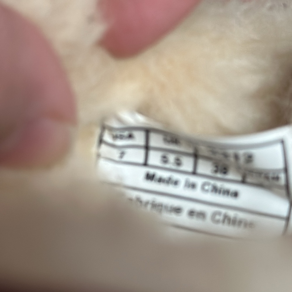 UGG slippers - Picture 4 of 4